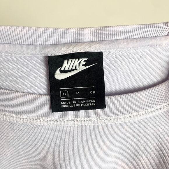 Nike Crewneck Sweater - Picture 4 of 4